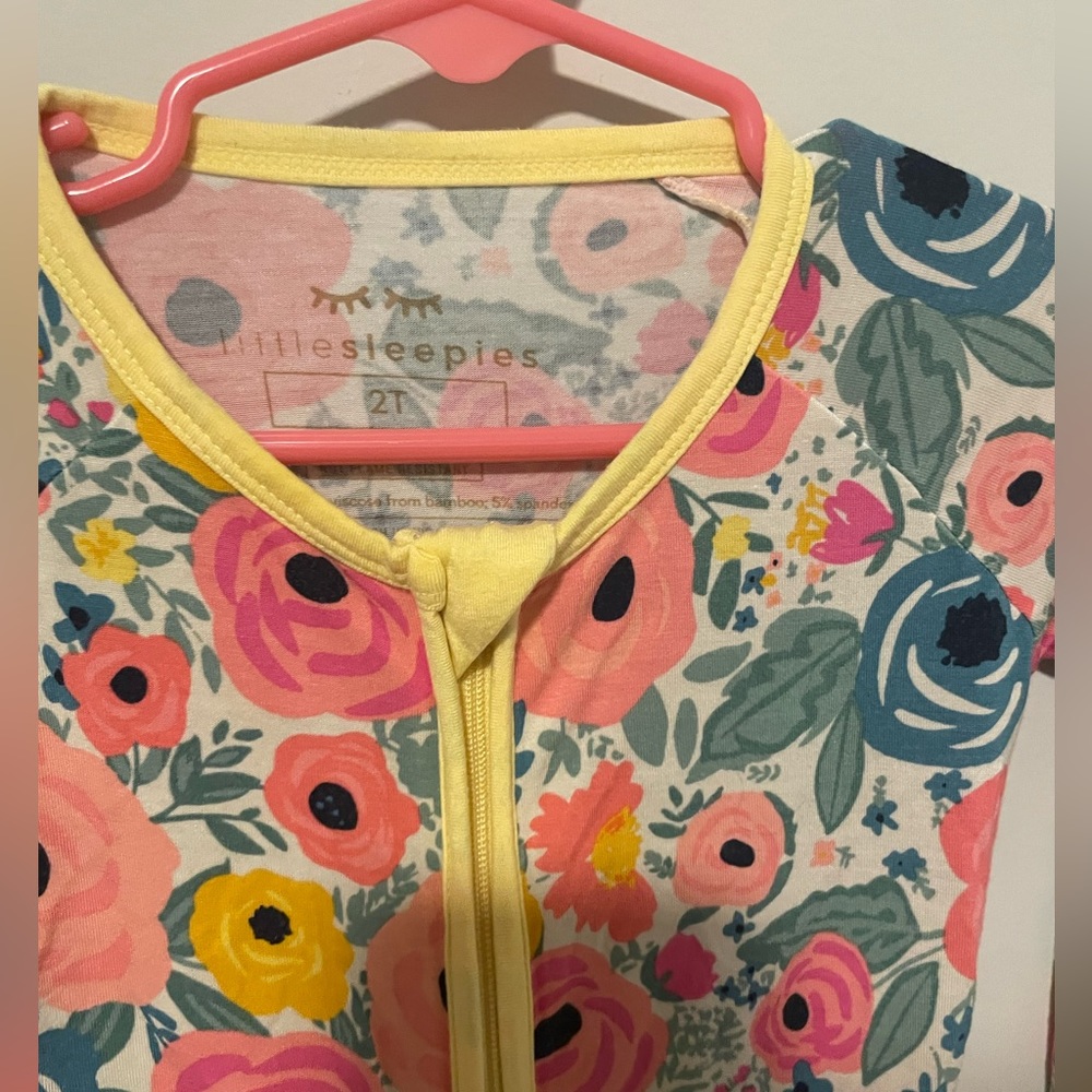 EUC 2T Little Sleepies secret garden zippy